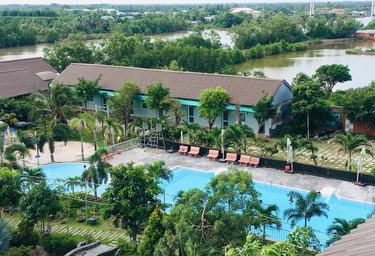 Ozon Hotel Nam Can Esterno foto