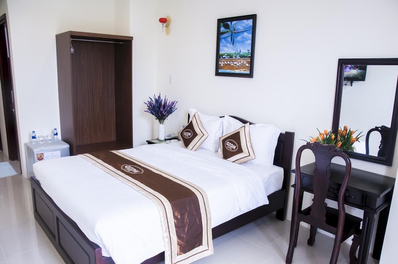 Ozon Hotel Nam Can Esterno foto